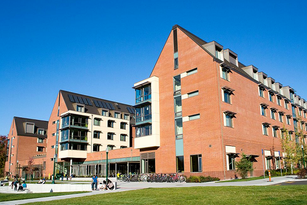 英国哪些大学可以用高考成绩直接申请？