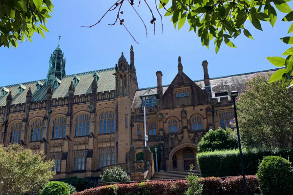 多伦多大学留学申请