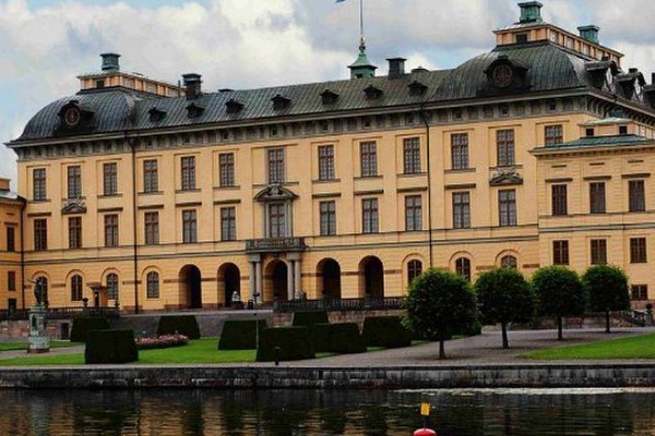 美国本科留学：美国哪些大学接受高考成绩申请？
