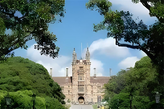 美国留学中介
