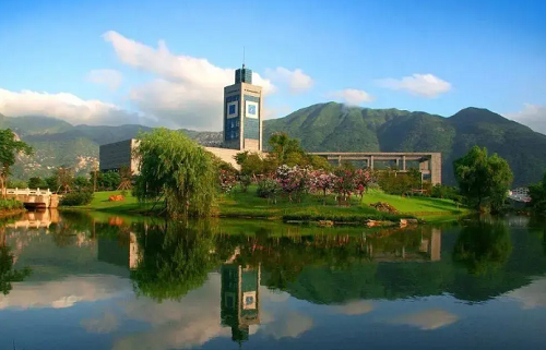滑铁卢大学申请条件