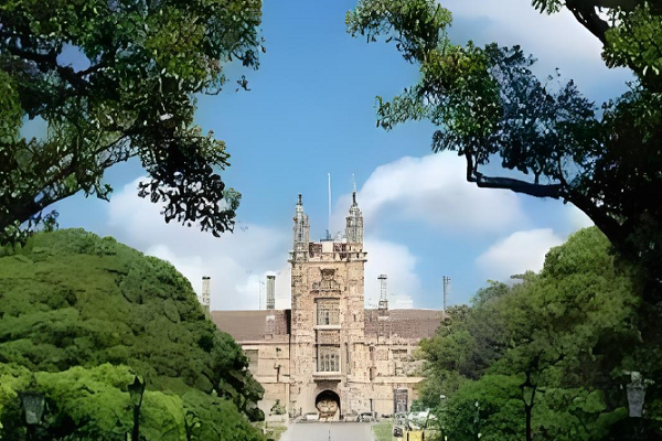 英国留学延期入学申请